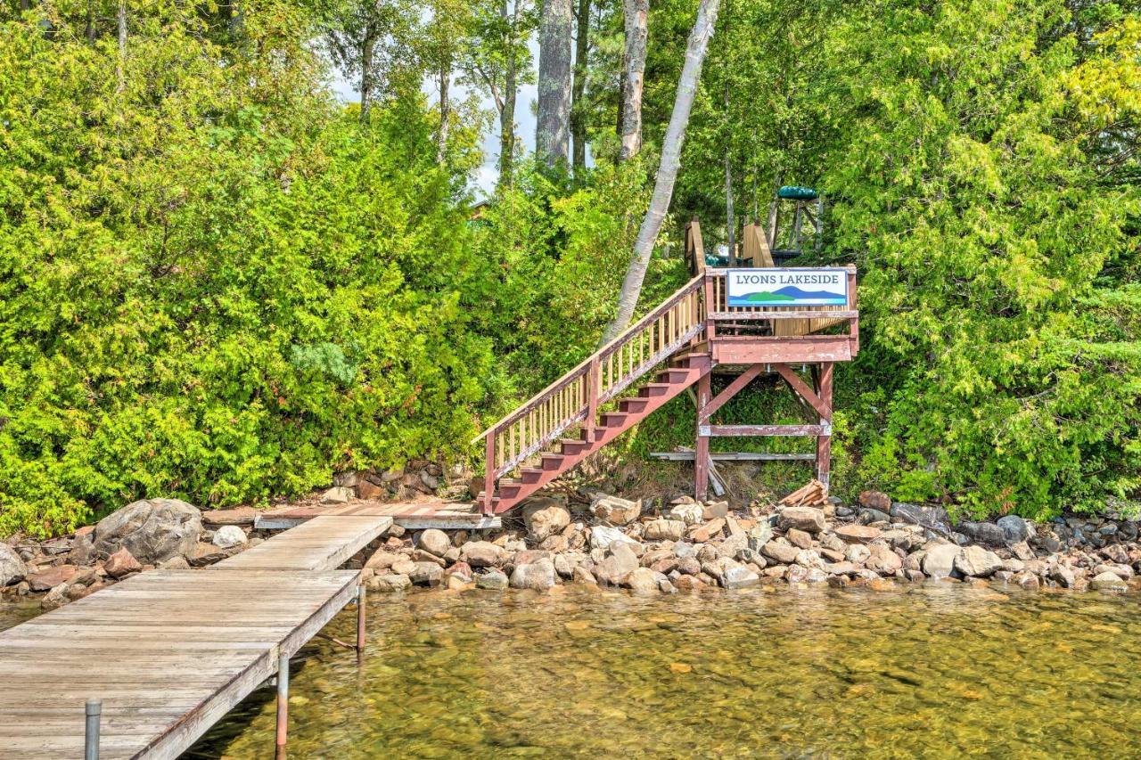 Rustic Cabin Retreat On Rangeley Lake! エクステリア 写真