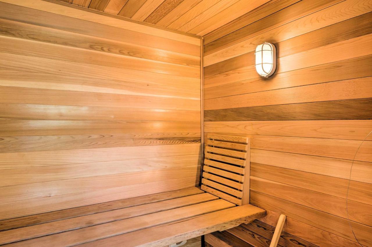 Rustic Cabin Retreat On Rangeley Lake! エクステリア 写真