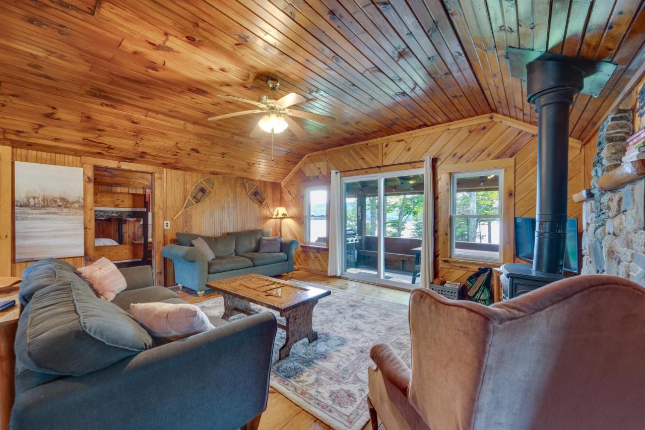 Rustic Cabin Retreat On Rangeley Lake! エクステリア 写真