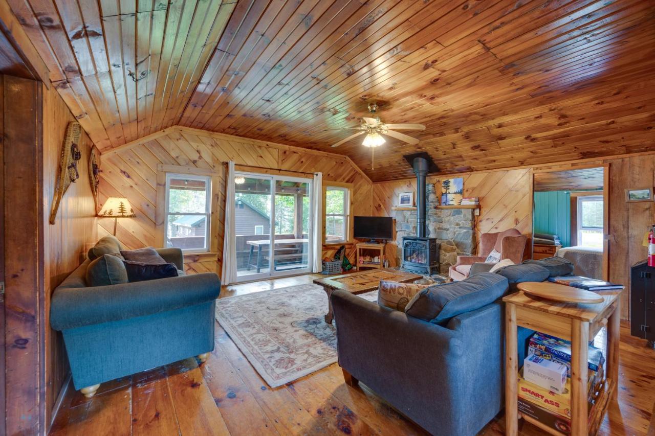 Rustic Cabin Retreat On Rangeley Lake! エクステリア 写真