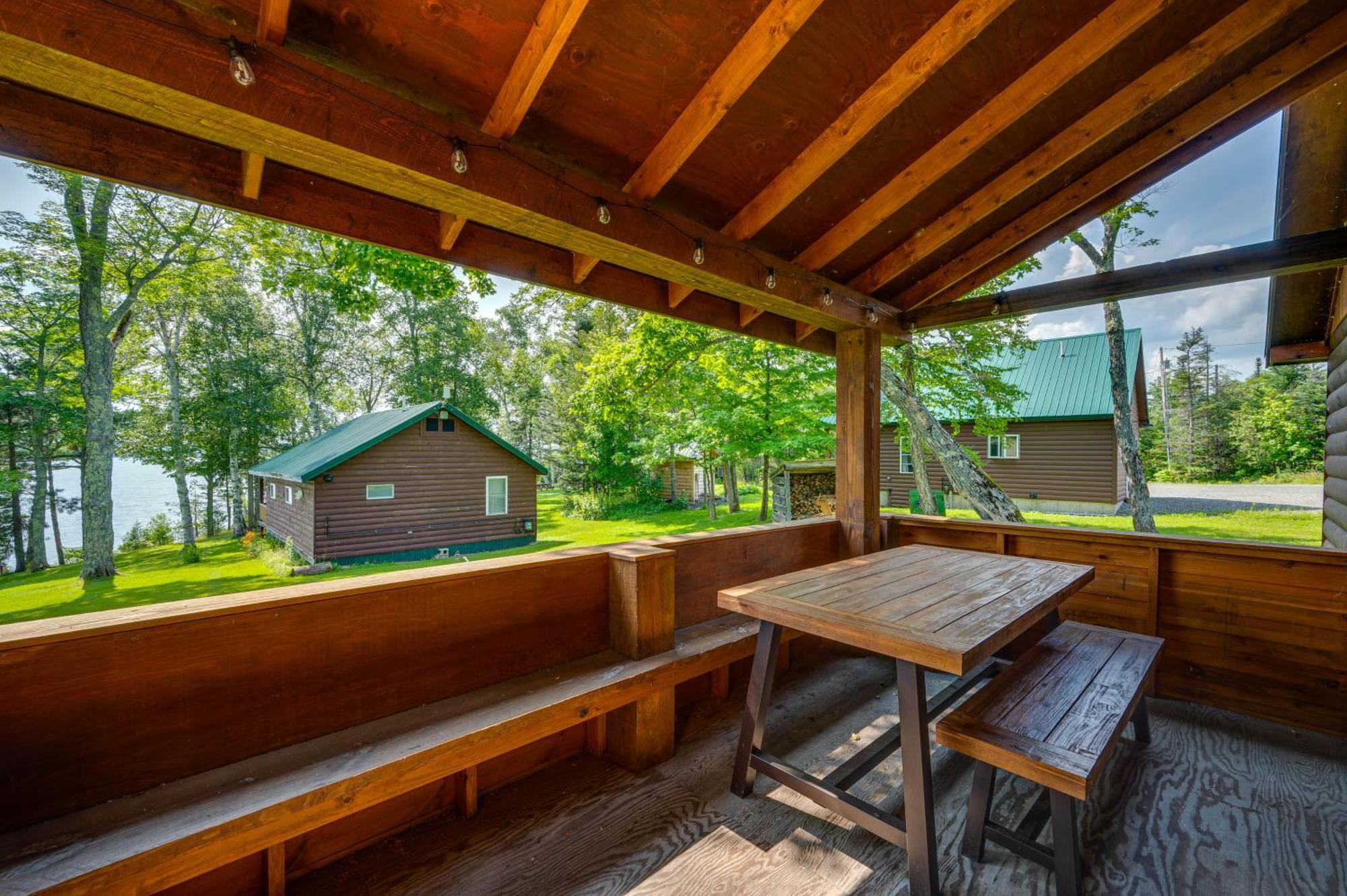 Rustic Cabin Retreat On Rangeley Lake! エクステリア 写真