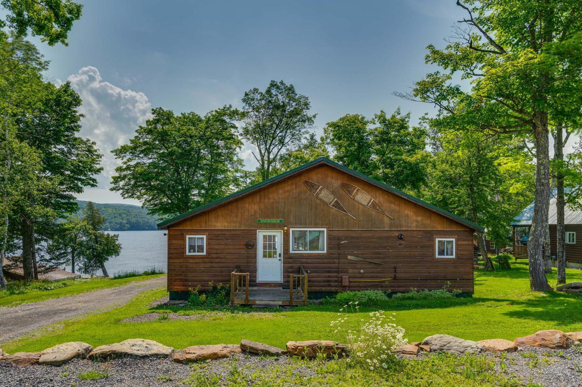 Rustic Cabin Retreat On Rangeley Lake! エクステリア 写真